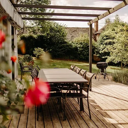 La Cour Aux Puits Honfleur