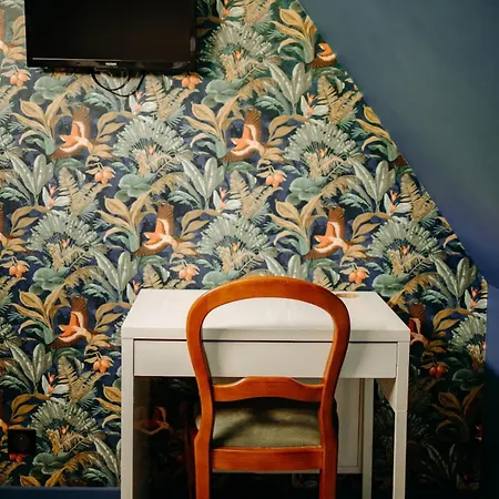 La Cour Aux Puits * オンフルール